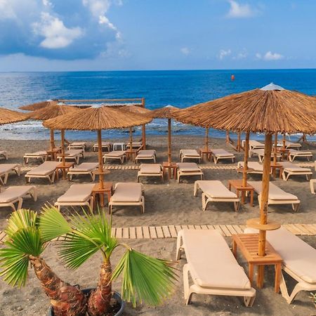 Tylissos Beach Hotel - Adults Only Ierápetra Buitenkant foto